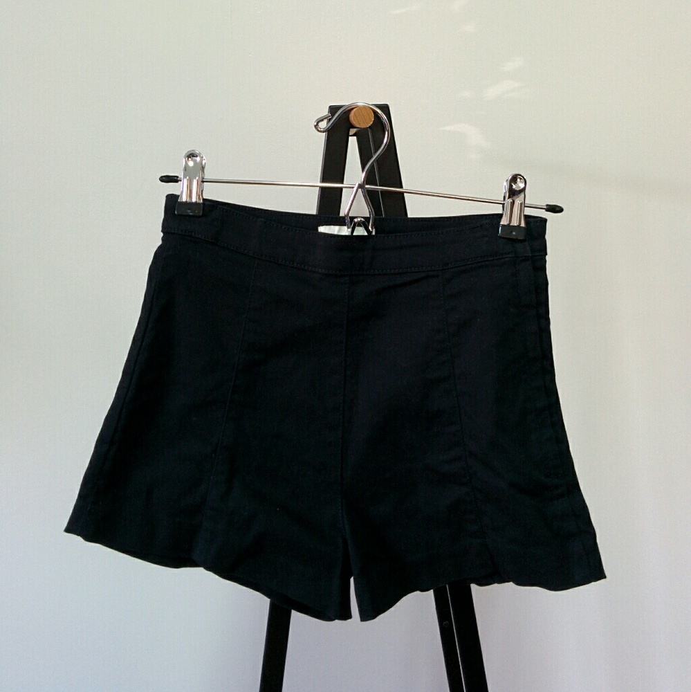H&M Black High Waisted Shorts